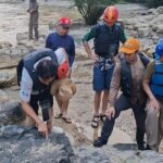 Evaluator UNESCO meninjau tepian Sungai Batang Merangin sebagai bagian dari revalidasi Geopark Merangin, Jambi.